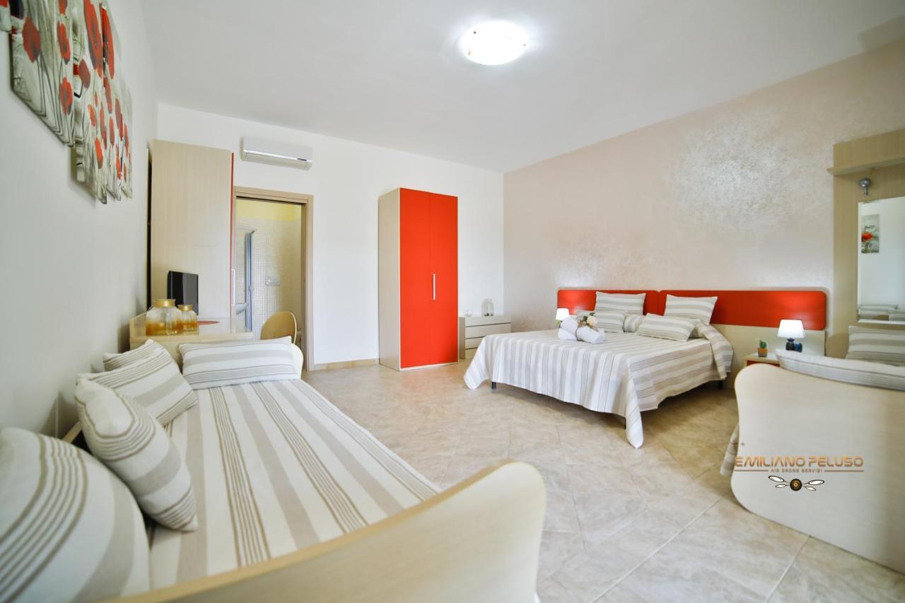 B&B La Casa Di Attilio Porto Cesareo Exteriör bild